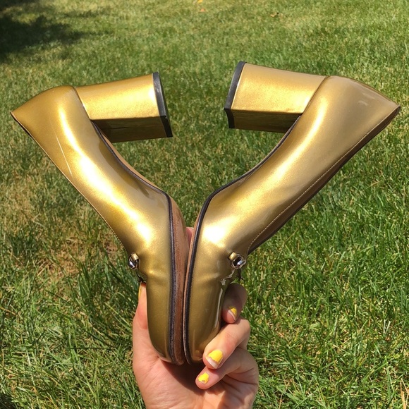 AUTHENTIC Gucci shoes - Picture 4 of 15